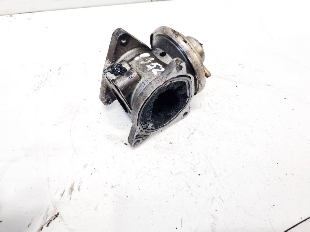 038129637D Skoda Fabia 2006 EGR Valve Exhaust Gas - Thumbnail 3