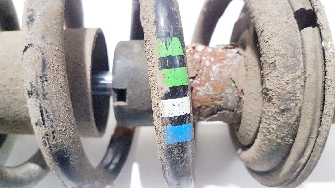 Audi A4 2004 Amortizatoriaus Spyruokle Priekine - Thumbnail 3