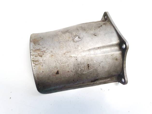 4D0407722 Audi A4 1998 Shaft Guard Plate Cover - FRONT RIGHT