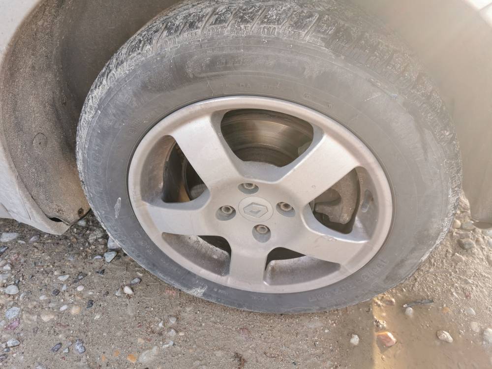 4X100 Renault Scenic 2005 Komplet Kół Zimowych R15 - Thumbnail 3