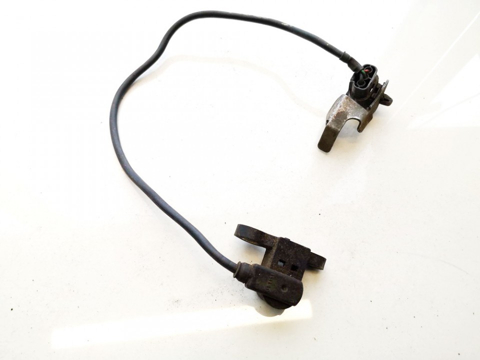 J5T151 Mazda 626 1999 Camshaft position sensor