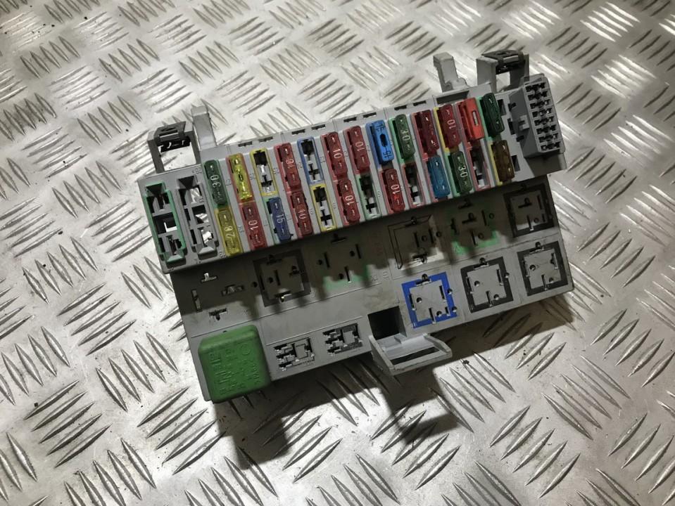 Opel Corsa B (73/78/79) Hatchback 1.7D (X17D(4EE1)) FUSE BOX 1997