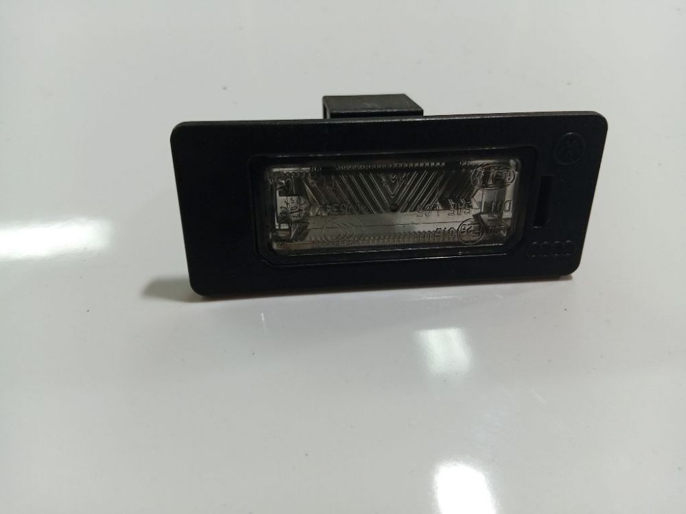 Volkswagen Passat 2007 Arrière Éclairage Plaque Dimmatriculation