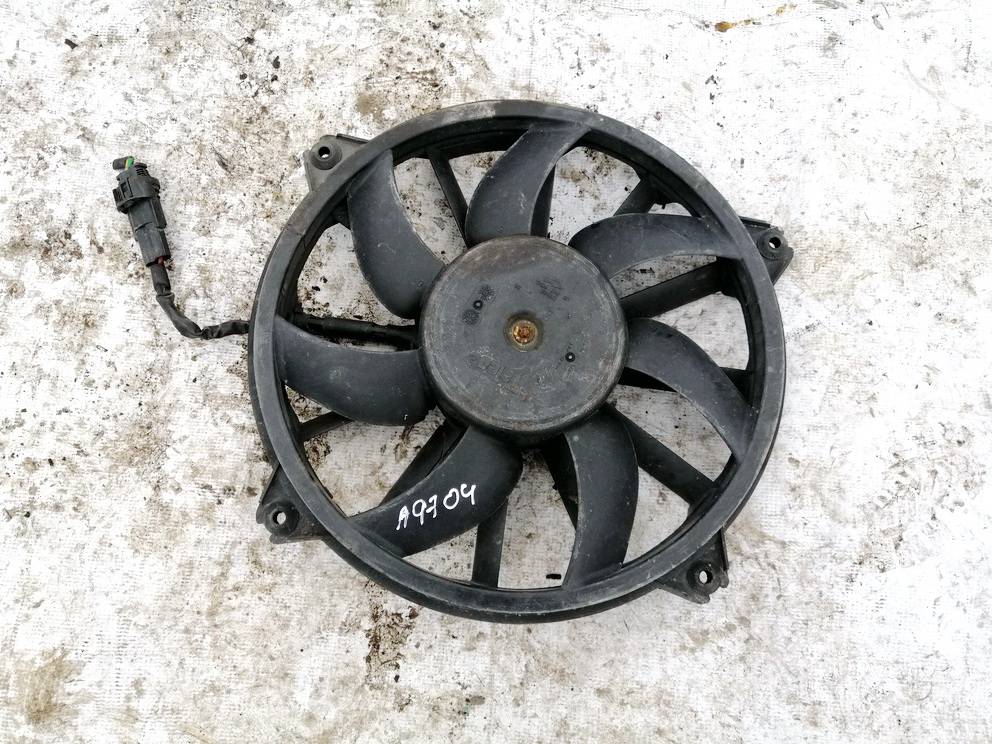FC10498747167 Peugeot 308 2012 Diffuser, Radiator Fan