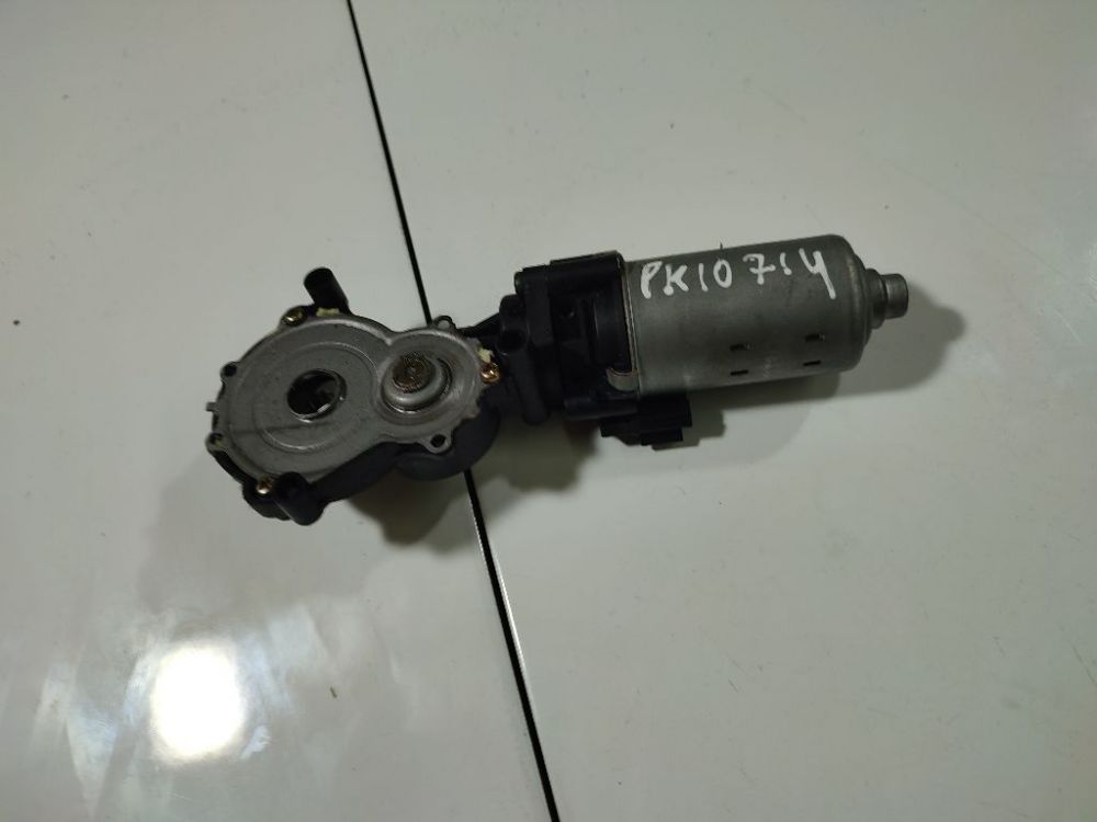 43944019080 Toyota Avensis 2005 Istuimen moottori - EDESSÄ OIKEALLA