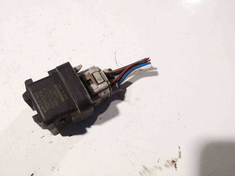 2864067010 Toyota Corolla 2003 Relejs - Thumbnail 2