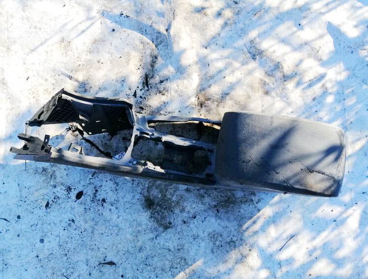 7S71A045A20B Ford Mondeo 2007 Accoudoir