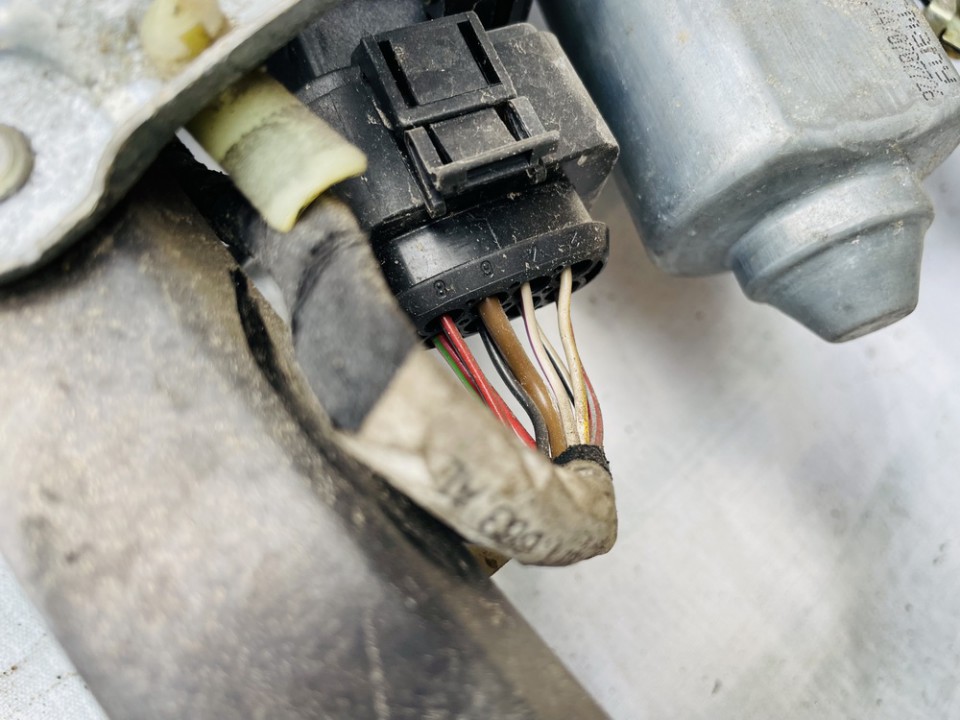 114185101 Audi A4 1997 Window Motor - FRONT LEFT - Thumbnail 2