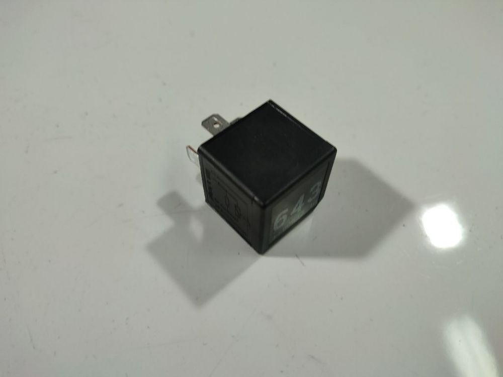 8K0951253 Audi A5 2009 Relay module