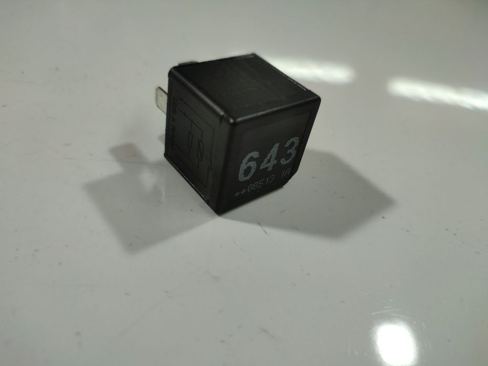 8K0951253 Audi A5 2009 Relay module - Thumbnail 2
