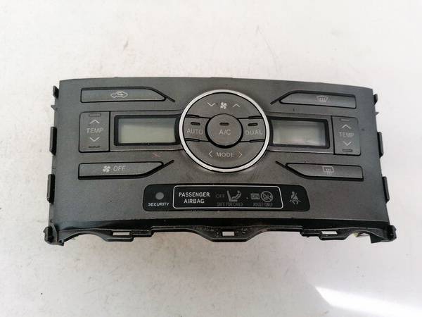 5590002220B Toyota Auris 2008 Climate Control Panel (heater control switches)