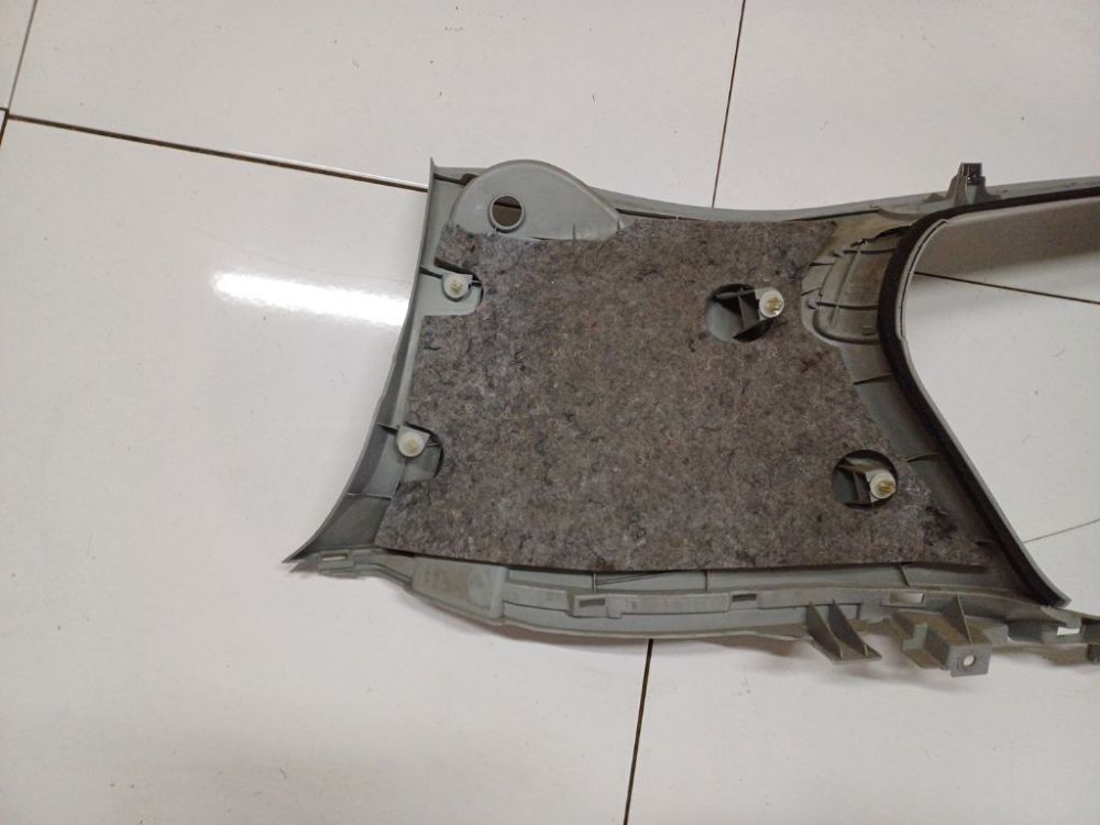 Peugeot 4007 2008 Pillar Trim - REAR RIGHT - Thumbnail 4