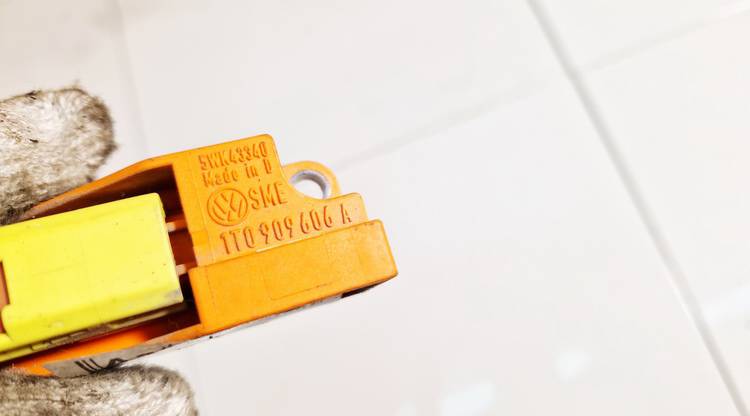 1T0909606A Skoda Fabia 2007 Crash Sensor Capteur Donneur Airbag - Thumbnail 3