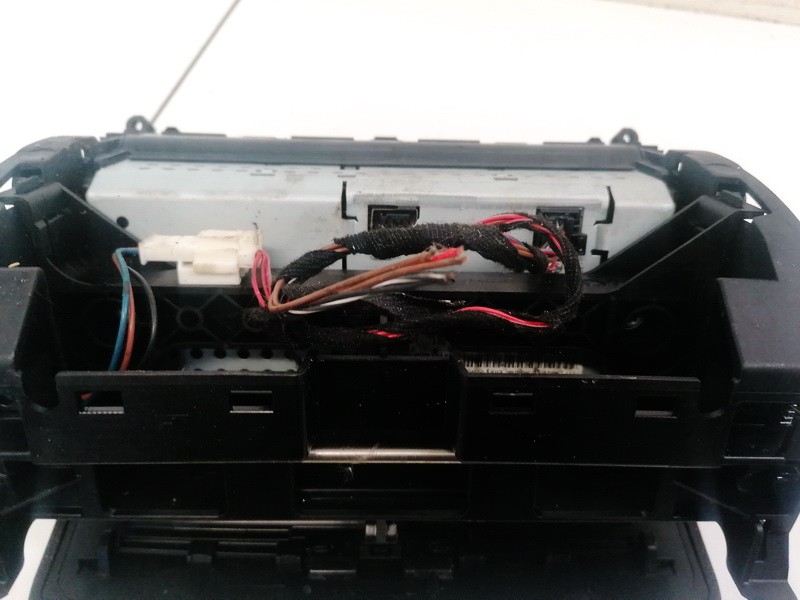 A2048205497 Mercedes-Benz C-CLASS 2010 Navigācijas ekrāns - Thumbnail 3