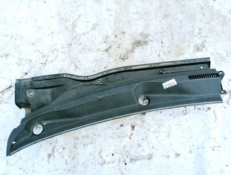 557820F010 Toyota Corolla Verso 2006 Abdeckung Windschutz Wasserkastenabdeckung