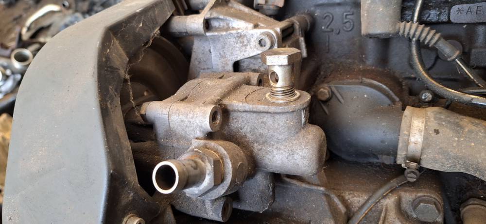 078145255 Audi A6 1996 Pump assembly - Power steering pump