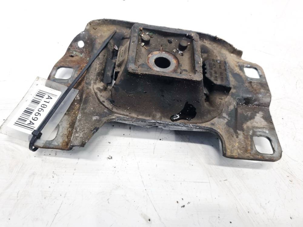 3M517M121AE Ford Focus 2007 Moottorin moottorituki - Thumbnail 2