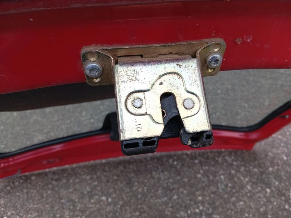 Opel Corsa 1999 Trunk Lid Lock Latch - REAR