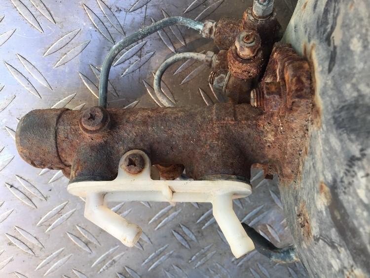 Mitsubishi Algemeen MAITRE CYLINDRE DE FREIN 1988  na/