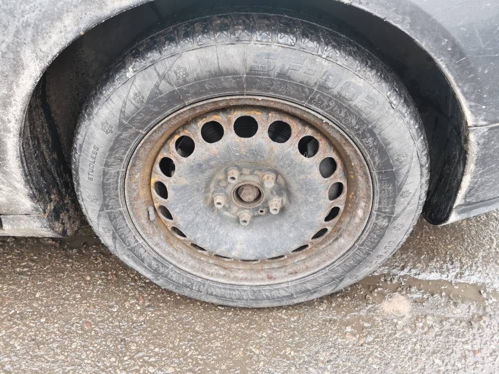 5X112 Volkswagen Passat 2007 Komplet stalowych felg R16