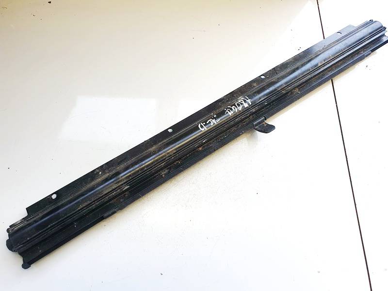 Audi A6 2006 PLASTICOS-OTRAS PIEZAS DE COCHE