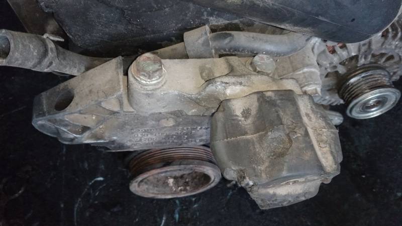 03G199207F Audi A3 2006 Moottorin kiinnike - Thumbnail 2