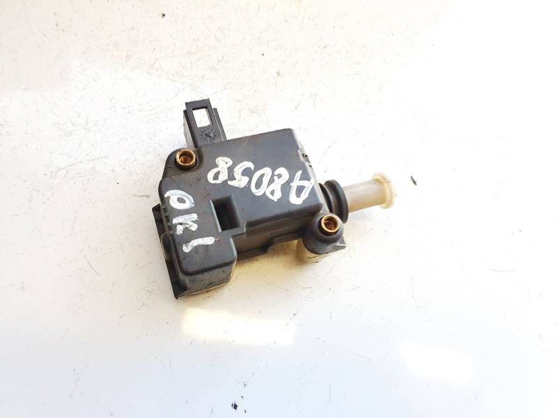 3B0959781D Porsche Cayenne 2004 Fuel Flap Motor
