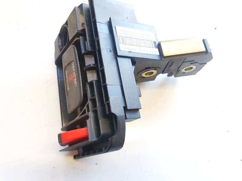 8641848 Volvo V50 2004 Sedynes spyna