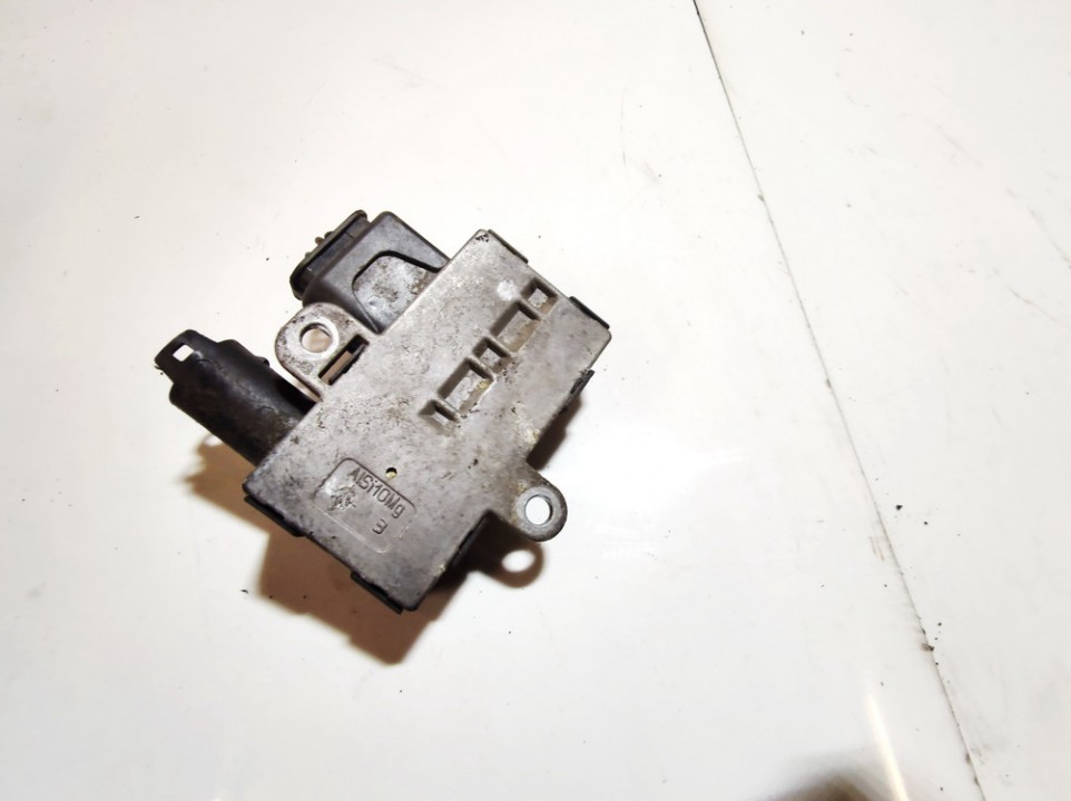 a6401530479 899087000 Glow plug relay MercedesBenz ACLASS 2005 2.0L
