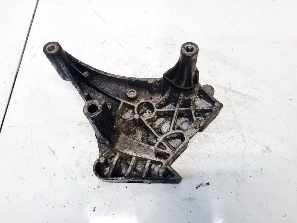 03G199207G Skoda Octavia 2008 Wspornik silnika