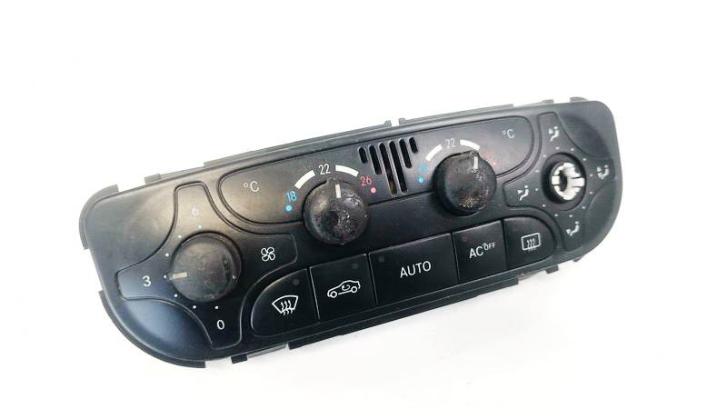 A2098300085 Mercedes-Benz C-CLASS 2003 Peciuko valdymas