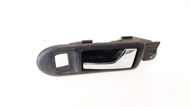 3B1837114 Volkswagen Golf 1999 Wewnętrzna klamka drzwi - PRZEDNIE PRAWE