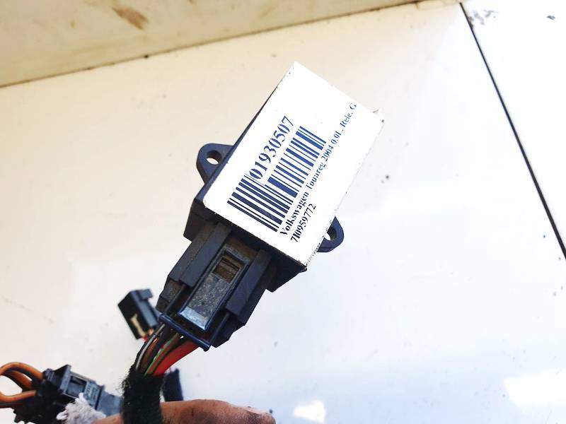 7L0959772 Volkswagen Touareg 2004 Relay module - Thumbnail 2