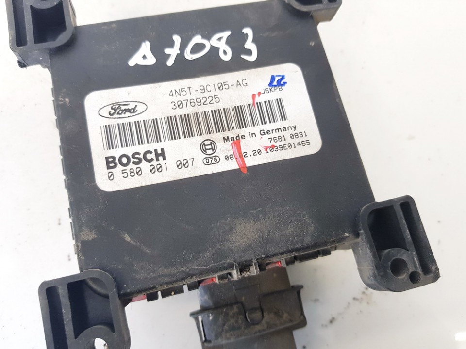 4n5t9c105ag 30769225, 058001007, 76810831 Fuel Injection ECU (Injector