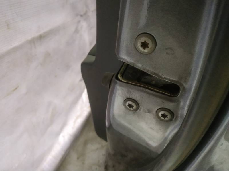 Toyota Corolla 2010 Door Lock Mechanism - FRONT RIGHT