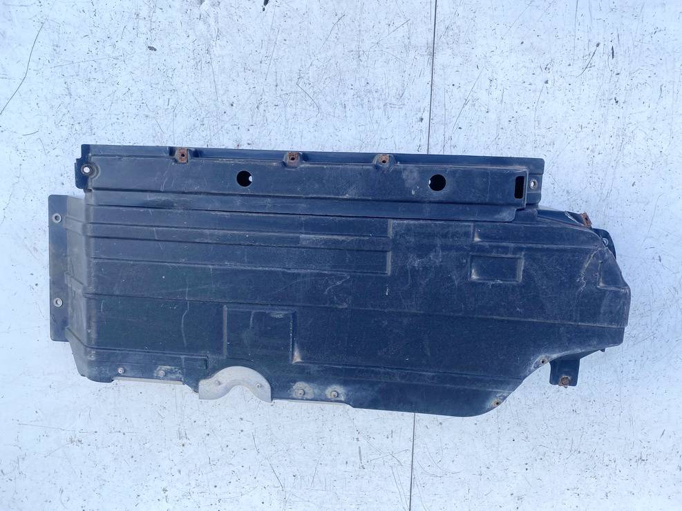 51.718408767 BMW X5 2001 Bodenschutz - Thumbnail 3