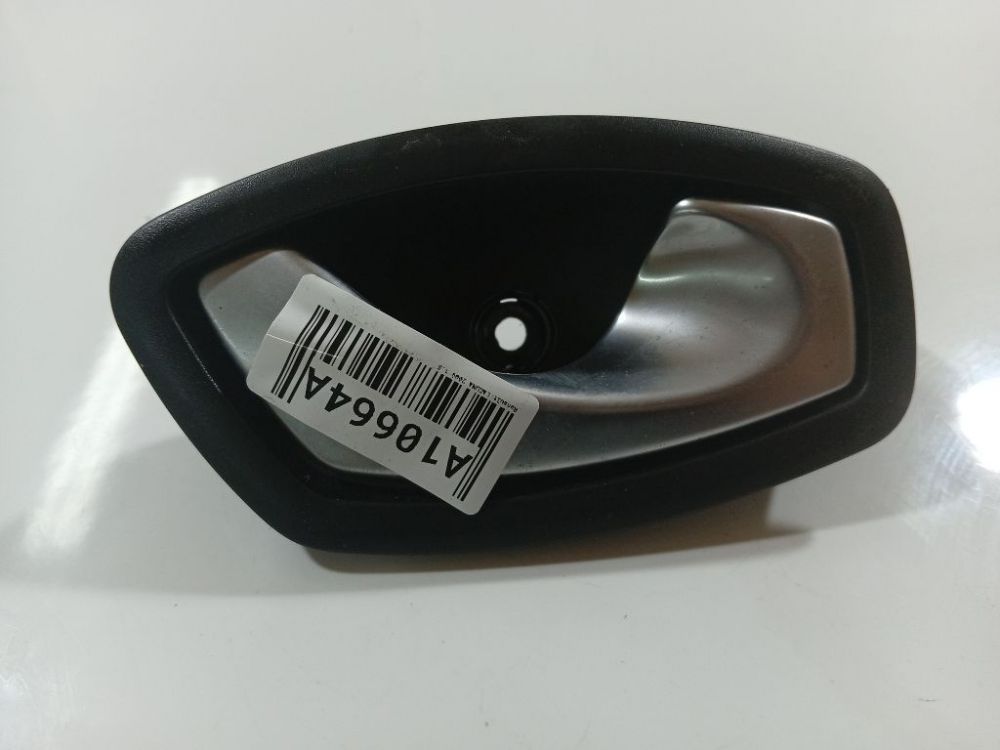 806700005R Renault Laguna 2009 Door Handle Interior - FRONT RIGHT