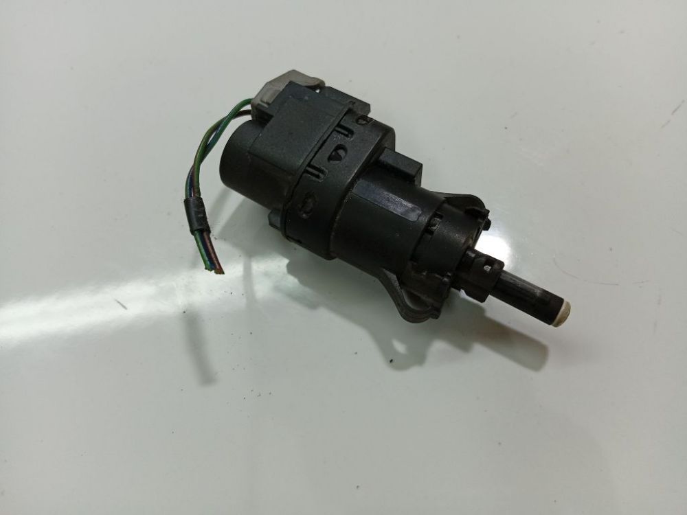 3M5T13480AC Ford S-Max 2007 Czujnik świateł hamulca (przekaźnik-klakson) - Thumbnail 3