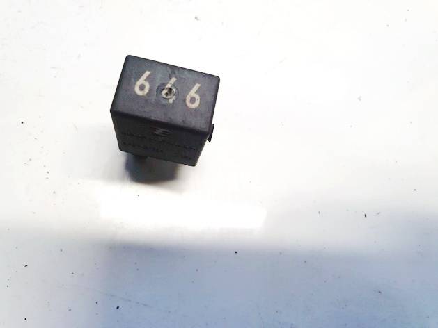 4H0951253C Volkswagen Passat 2013 Relay module