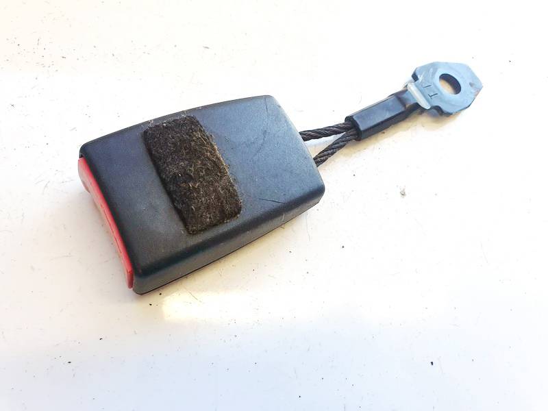 8N085775501C Audi TT 2002 Turvavyön solki - EDESSÄ OIKEALLA