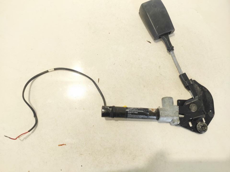 563067417B BMW 5-Series 1997 Seat belt holder (Seat belt Buckle) - FRONT RIGHT