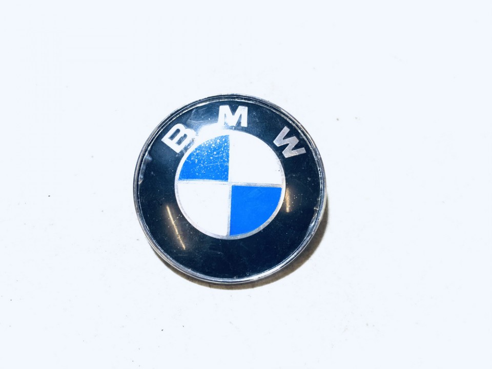 51148132375 BMW 5-Series 1997 Emblem - REAR