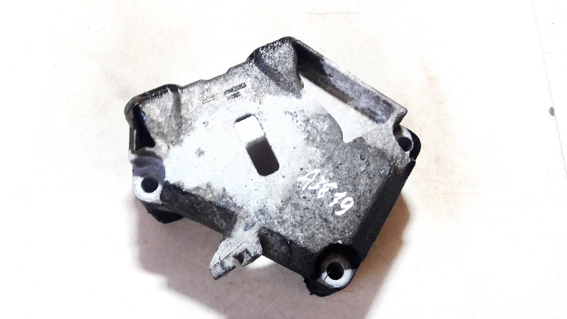 13130728 74334 Engine Mount Bracket and Gearbox Mount Bracket Opel