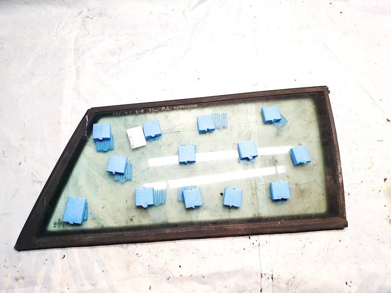 DOT24M68AS2 Volkswagen Passat 1996 Aizmugurējais virsbūves sānu stikls - AIZMUGURE PA LABI