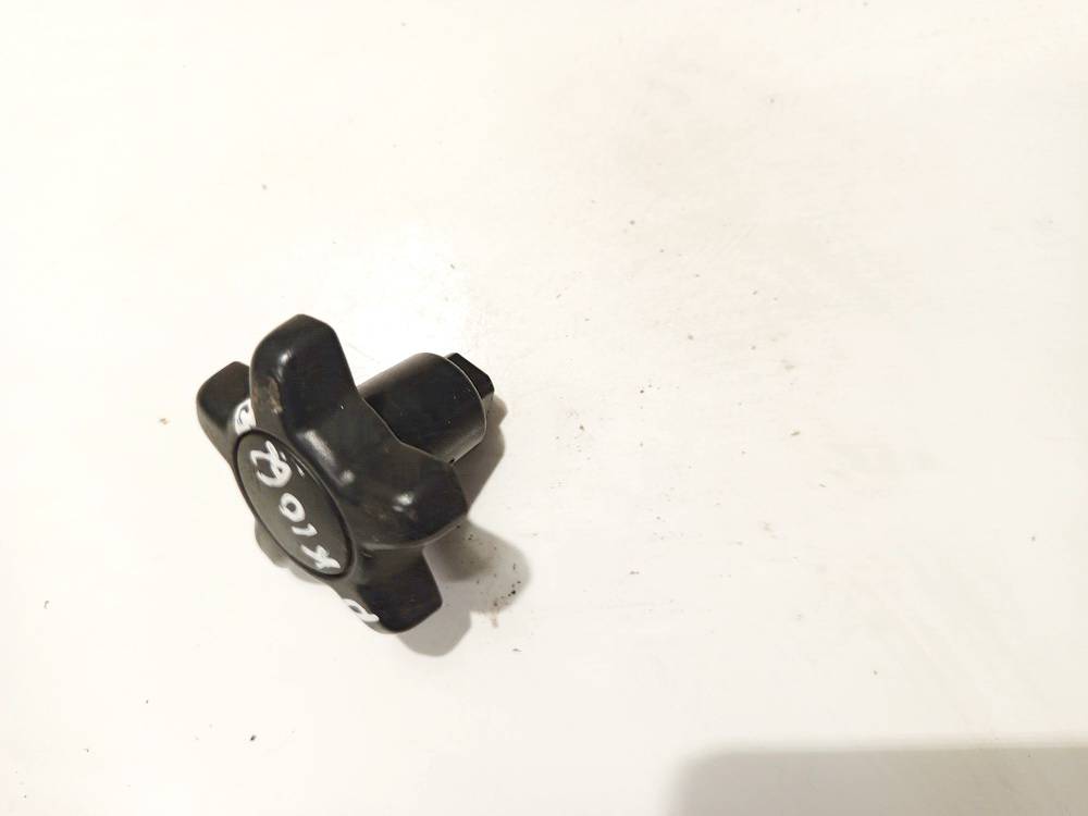 08613313 Volvo V70 2006 Salono apdaila (plastmases)