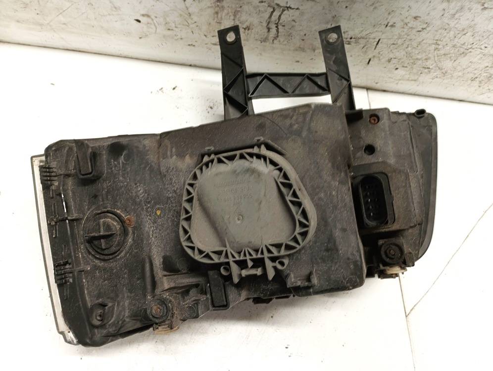 1305235738 Volkswagen Transporter 2009 Headlight - FRONT RIGHT - Thumbnail 2