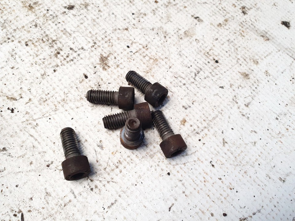 Mercedes-Benz C-CLASS 1998 Pernos del volante - Thumbnail 3