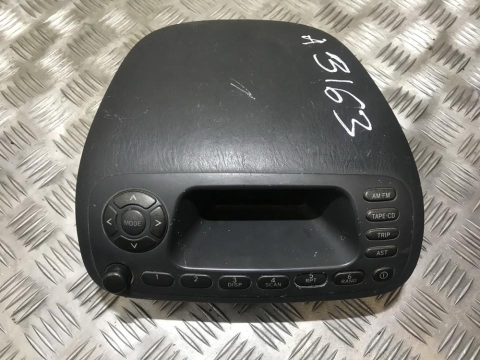 8611012040 Toyota Corolla 2001 Automagnetola