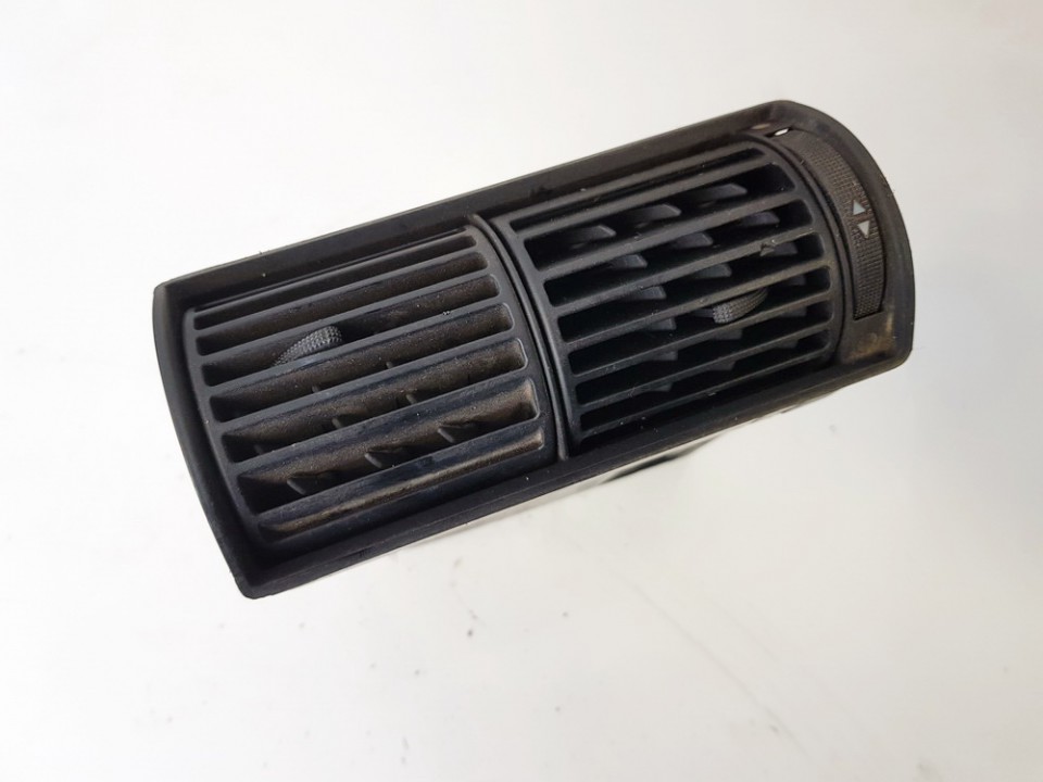 4A1820902 Audi A6 1996 Dash Vent (Air Vent Grille)