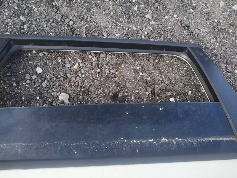 Volkswagen Passat 2013 Door-Drop Glass - REAR RIGHT